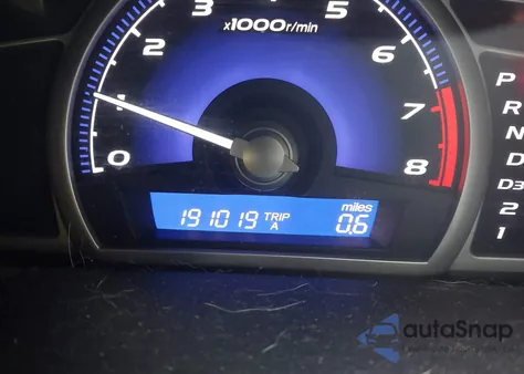 2010 Honda Civic Lx z USA, uszkodzony, nr VIN 2HGFA1F56AH329011